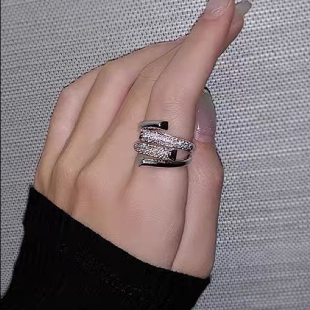 💎 BOGO❗️Silver Uneven Texture fashion Ring - Picture 3 of 8